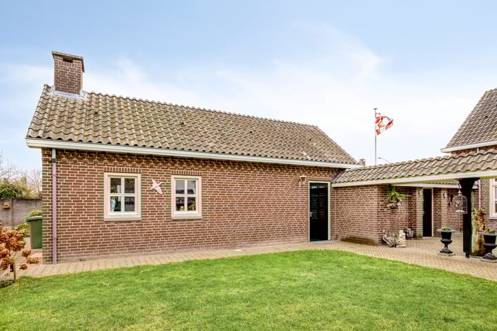 Foto 46 van Oirschotseweg 74