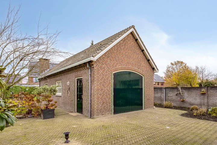 Foto 48 van Oirschotseweg 74