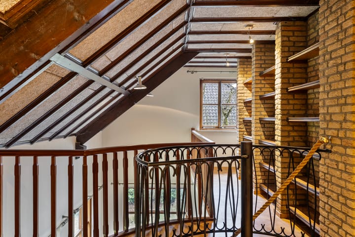 Photo 37 of Pieter Theeuwenlaan 18