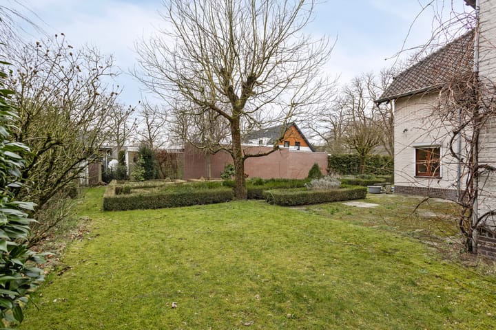 Photo 38 of Pieter Theeuwenlaan 18