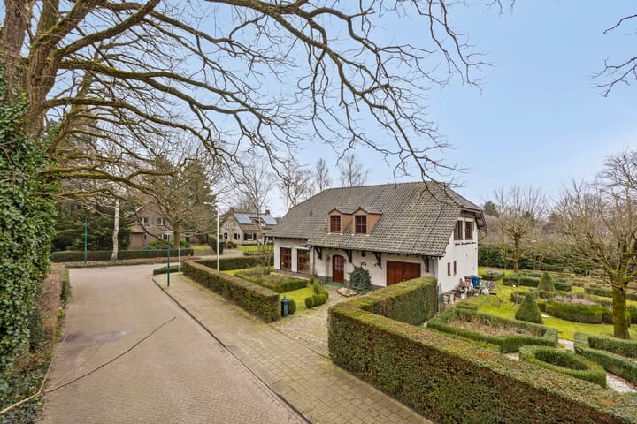 Photo 43 of Pieter Theeuwenlaan 18