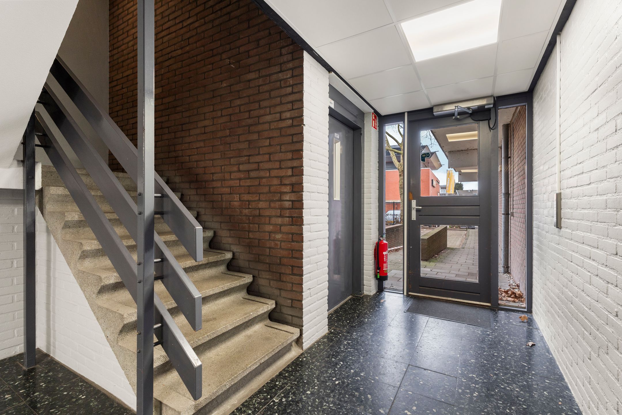 Foto 30 van Larenseweg 157-29