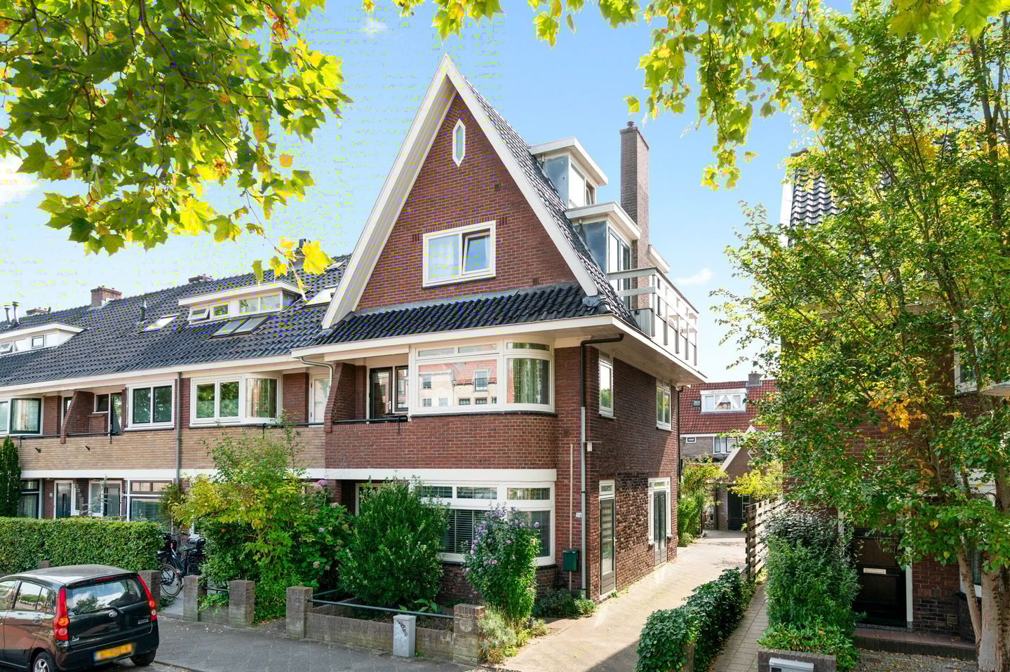 Photo 1 of Emmastraat 24