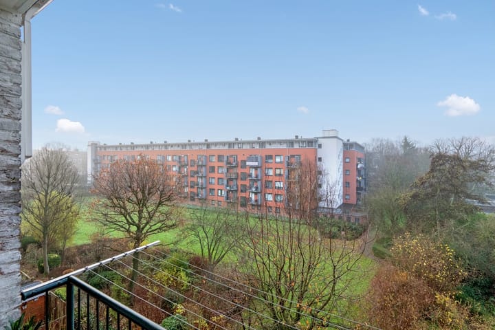 Photo 18 of Burgemeester Elsenlaan 18