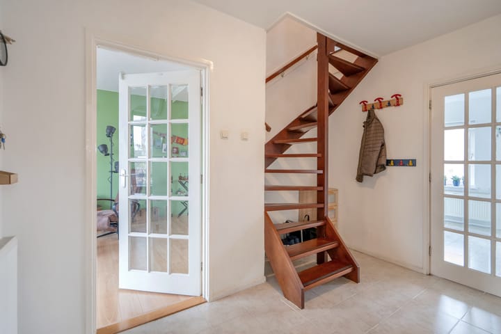 Photo 6 of Burgemeester Elsenlaan 18