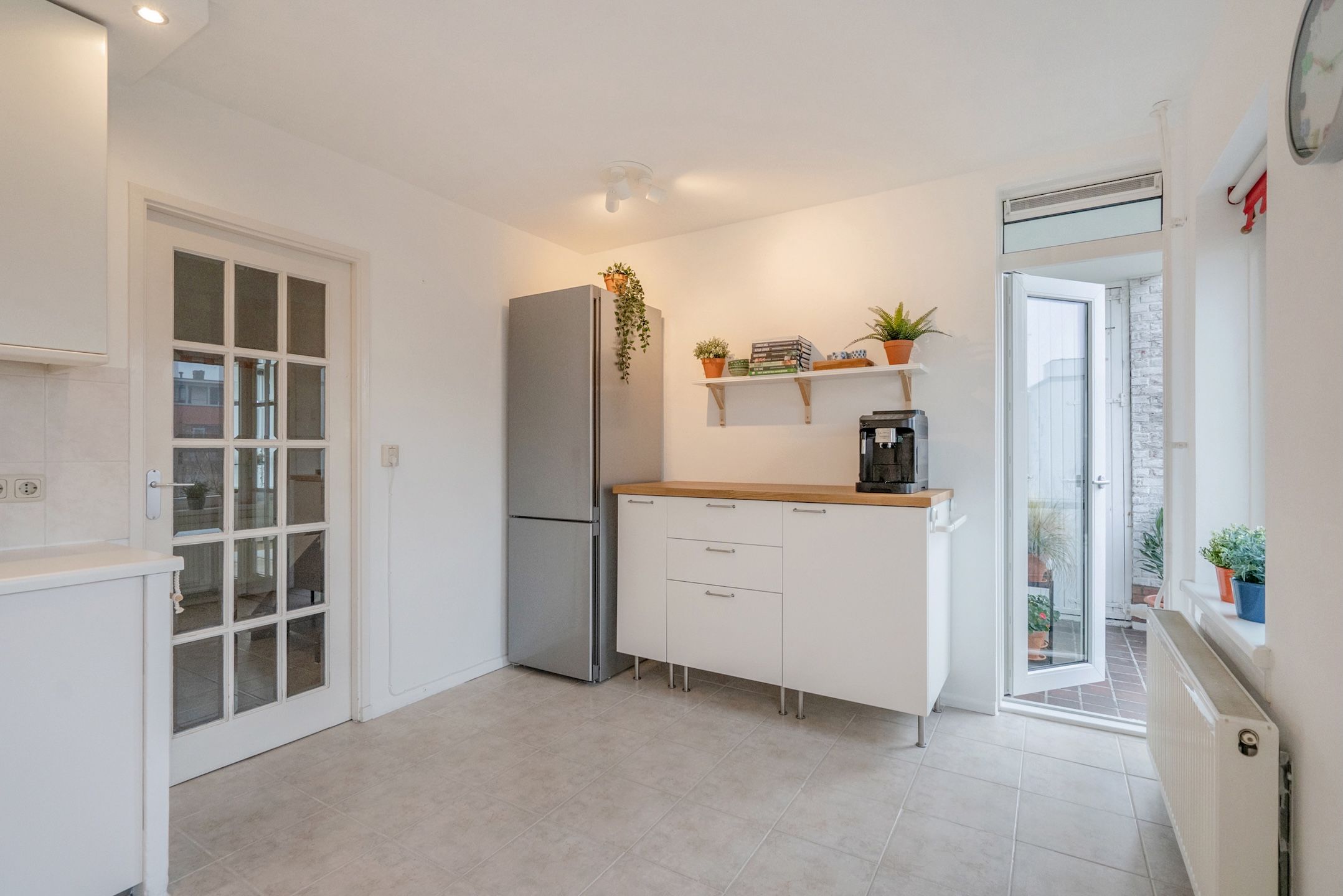 Photo 21 of Burgemeester Elsenlaan 18