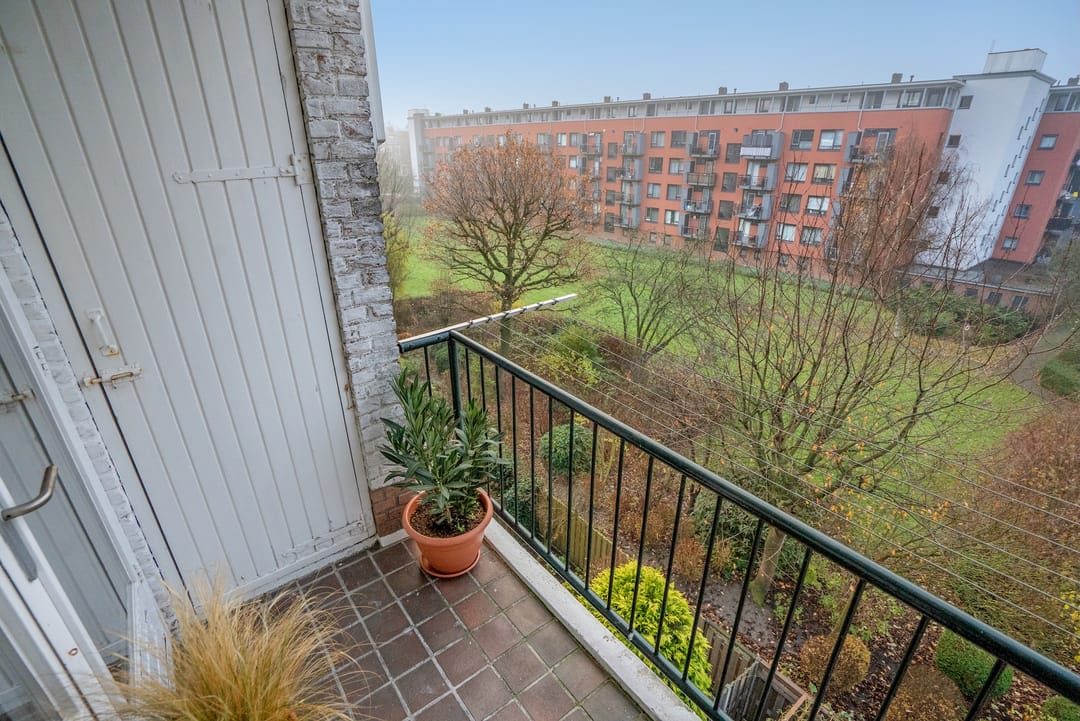 Photo 17 of Burgemeester Elsenlaan 18