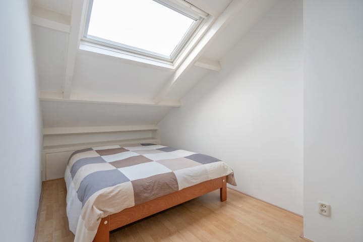 Photo 30 of Burgemeester Elsenlaan 18