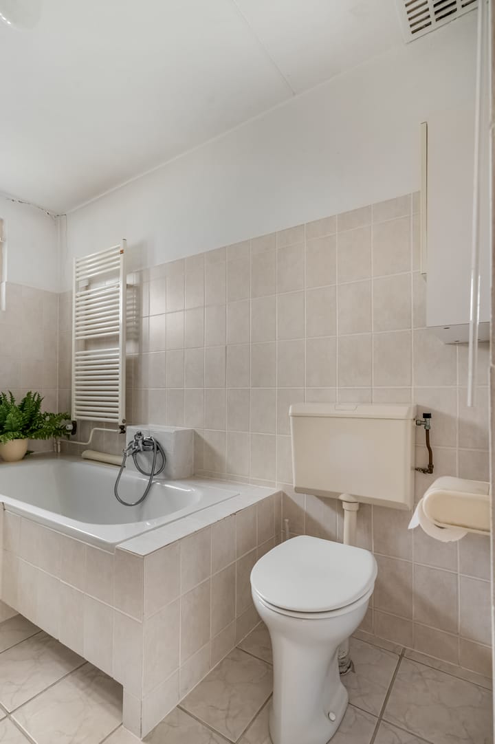 Photo 25 of Floreslaan 80