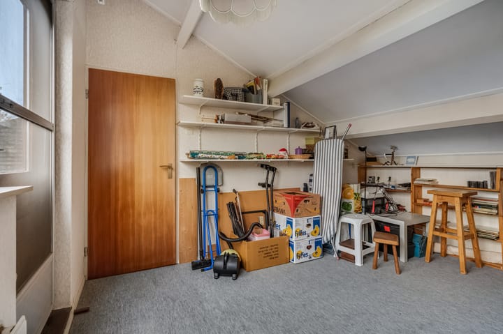 Photo 27 of Floreslaan 80