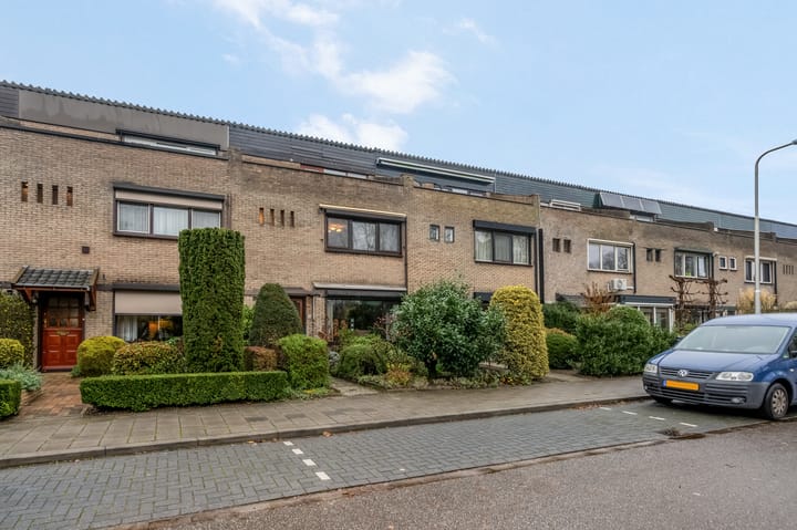 Photo 39 of Floreslaan 80