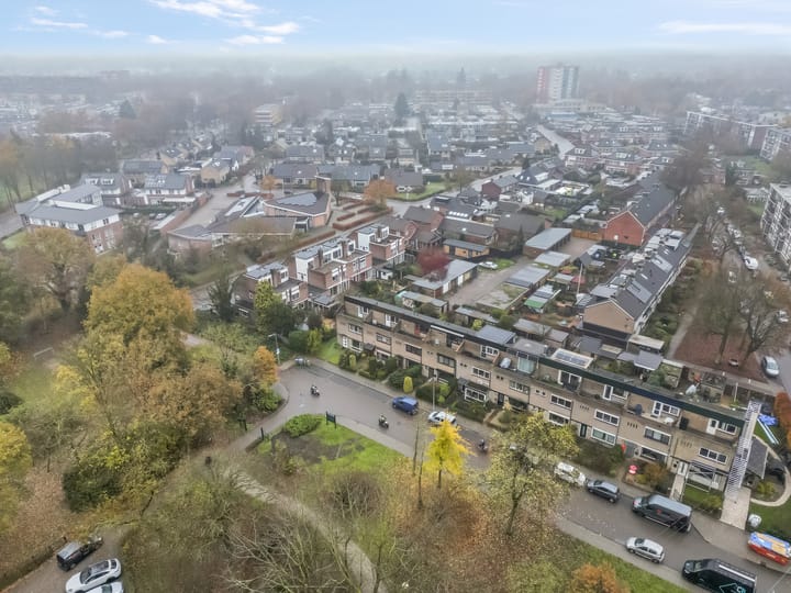 Photo 45 of Floreslaan 80