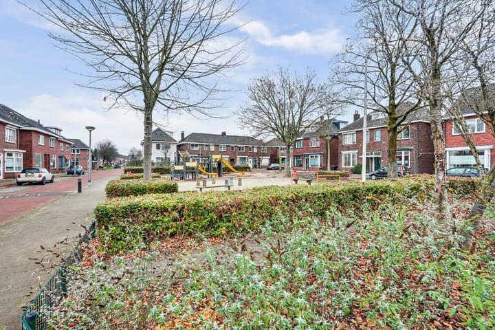 Van Heutzplein 13