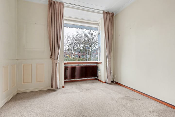 Foto 9 van Van Heutzplein 13