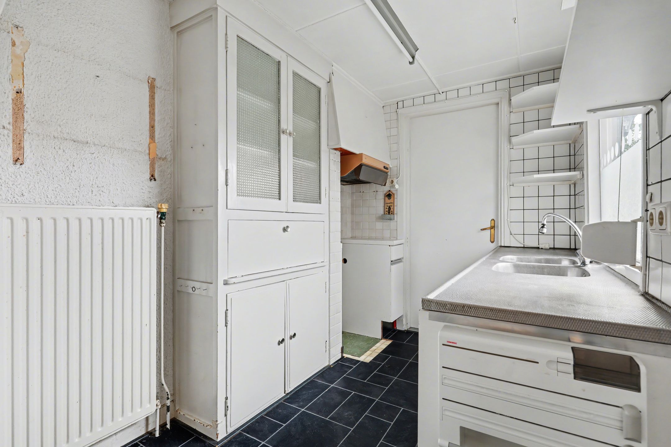 Foto 12 van Van Heutzplein 13