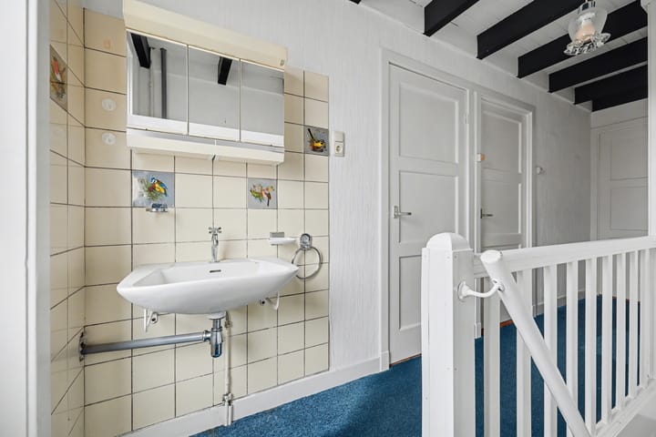 Foto 15 van Van Heutzplein 13