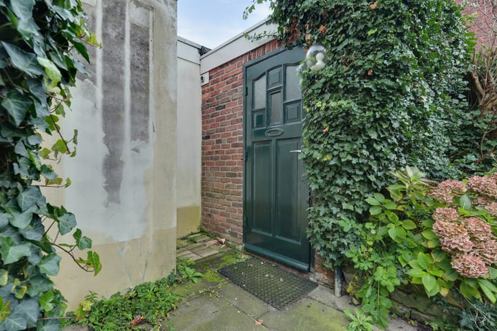 Foto 27 van Van Heutzplein 13