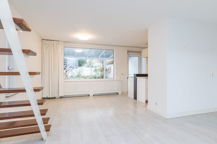 Photo 9 of van Heinsberglaan 36