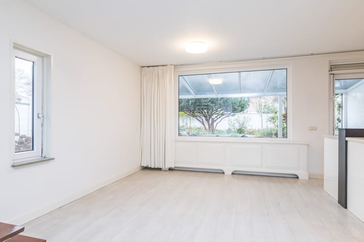 Photo 10 of van Heinsberglaan 36