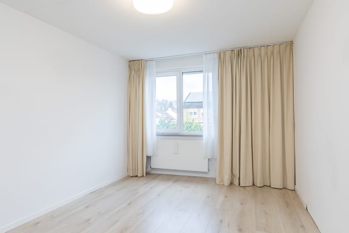 Photo 18 of van Heinsberglaan 36