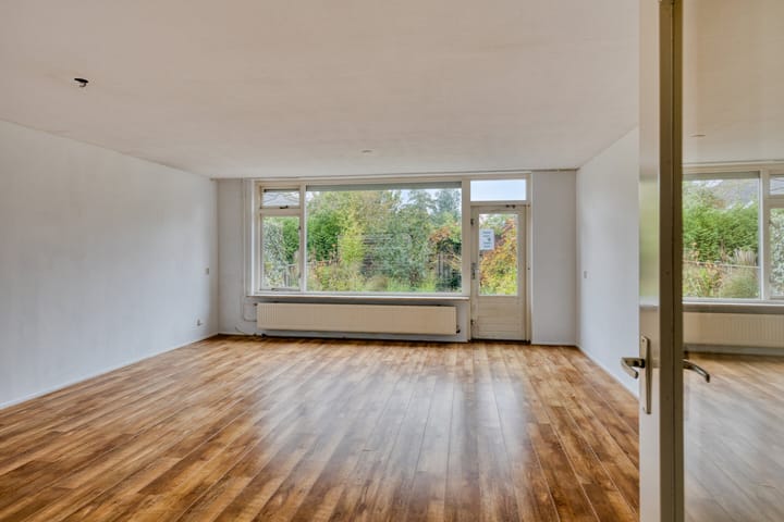 Photo 2 of Landsheerlaan 69