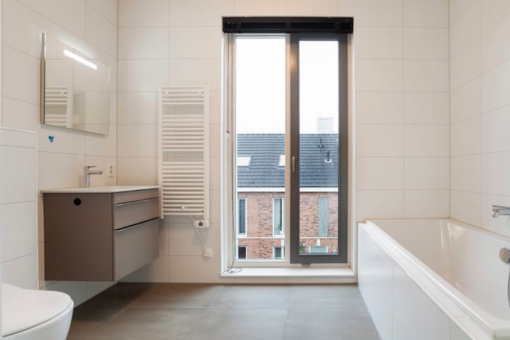 Photo 23 of Brouwhuisstraat 11