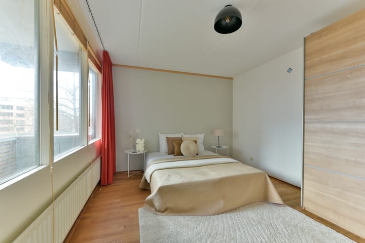 Foto 18 van Henriëtte Roland Holststraat 38