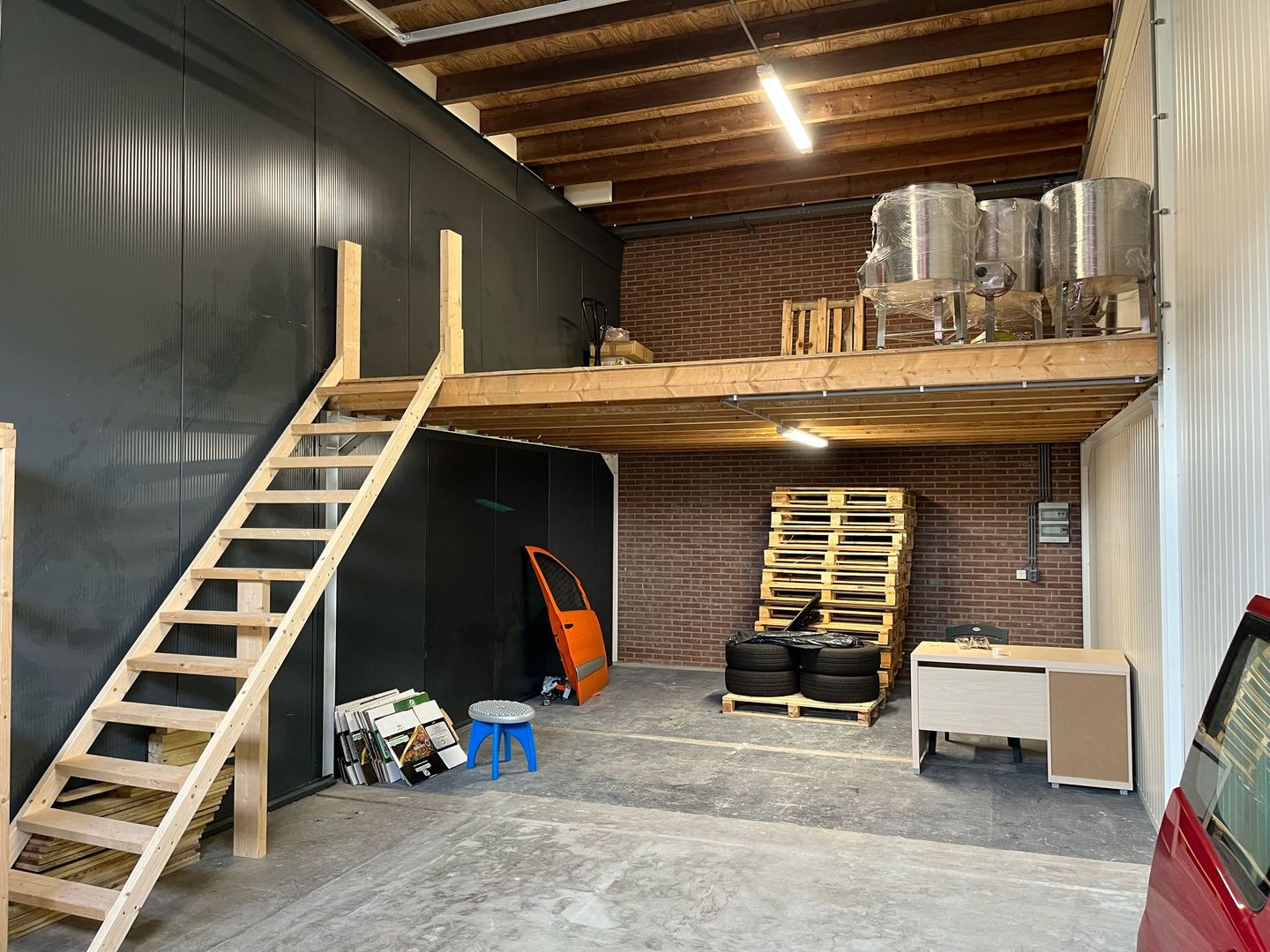 Bekijk foto 3 van Kanaalstraat 289-295