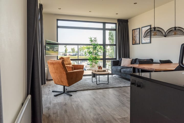 Foto 8 van Rijnbandijk 36-93