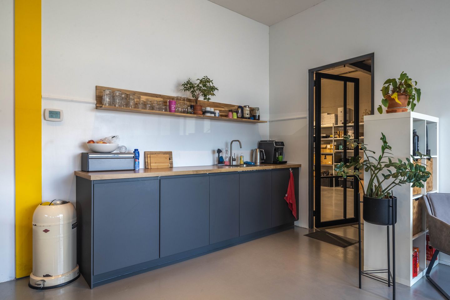 Bekijk foto 5 van Bloemendalerweg 35-a