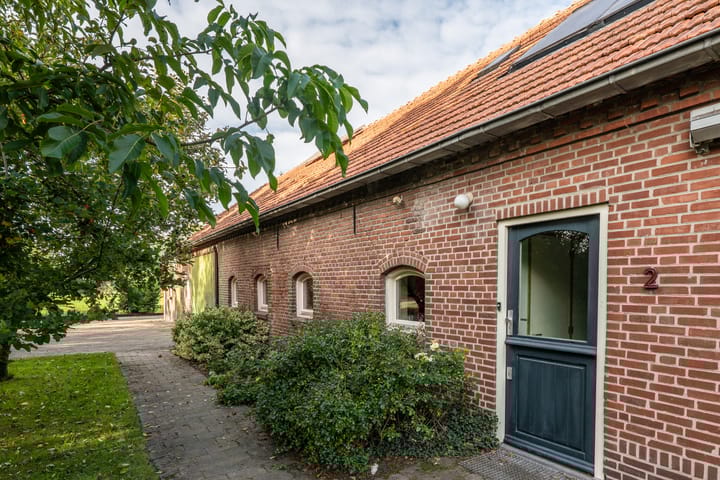 Photo 12 of Broekstraat 2