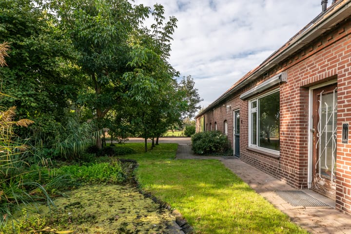 Photo 13 of Broekstraat 2