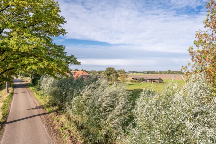 Photo 15 of Broekstraat 2