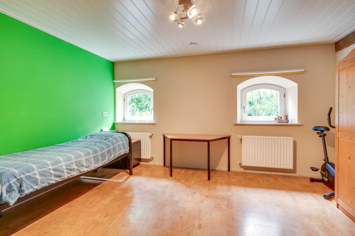 Photo 30 of Broekstraat 2