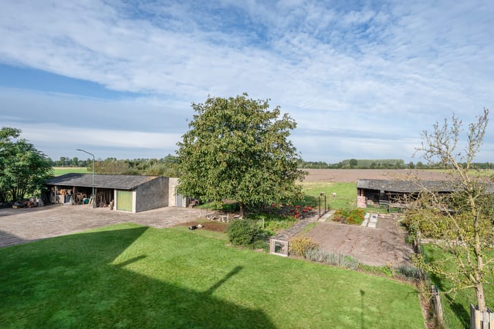 Photo 42 of Broekstraat 2