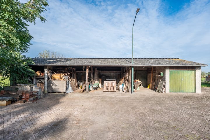 Photo 51 of Broekstraat 2