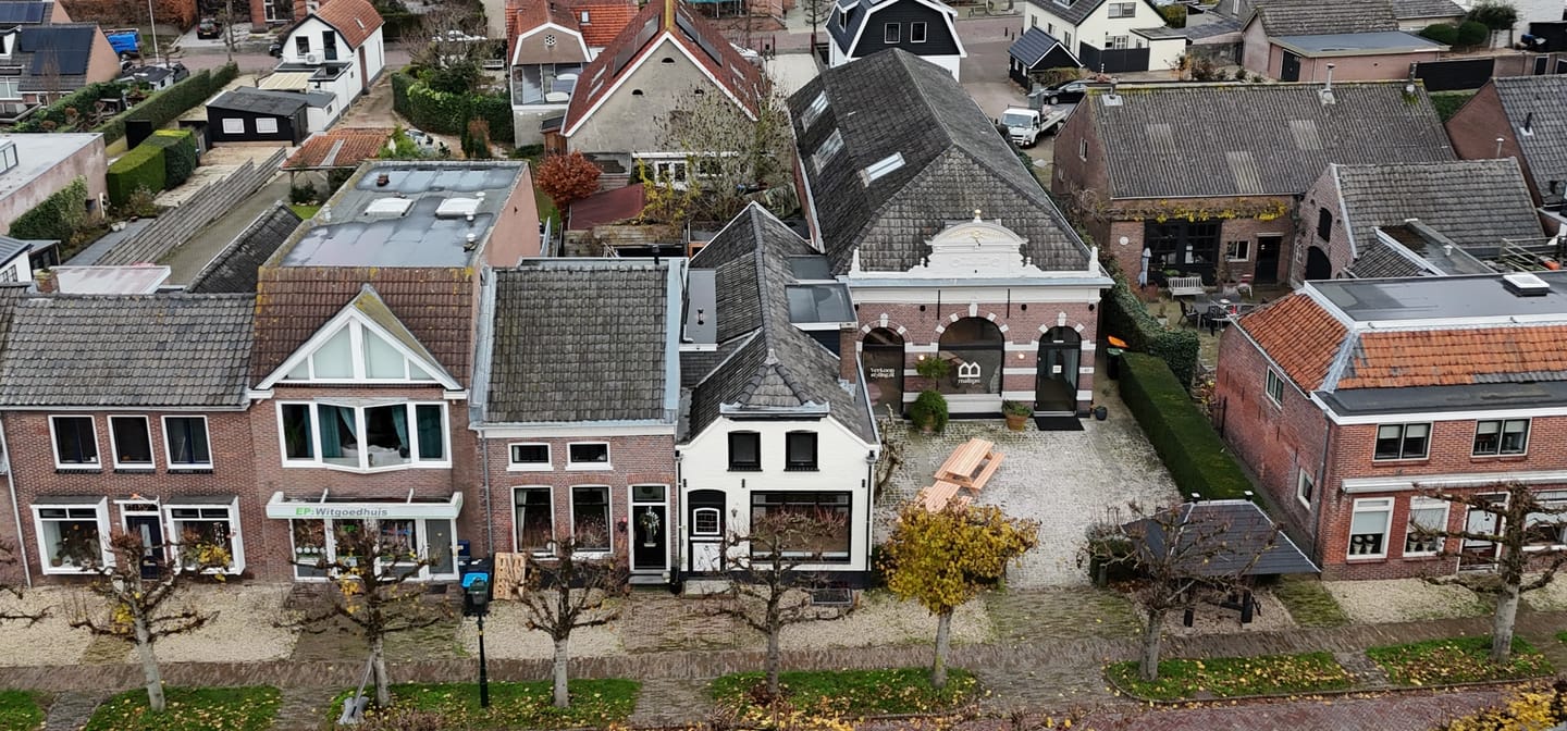 Photo 1 of Voorstraat 44