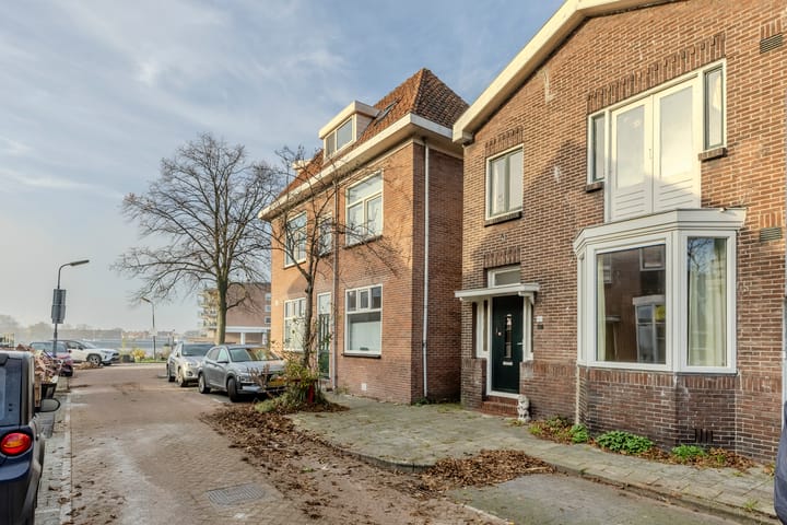 Foto 2 van Prins Hendrikstraat 136