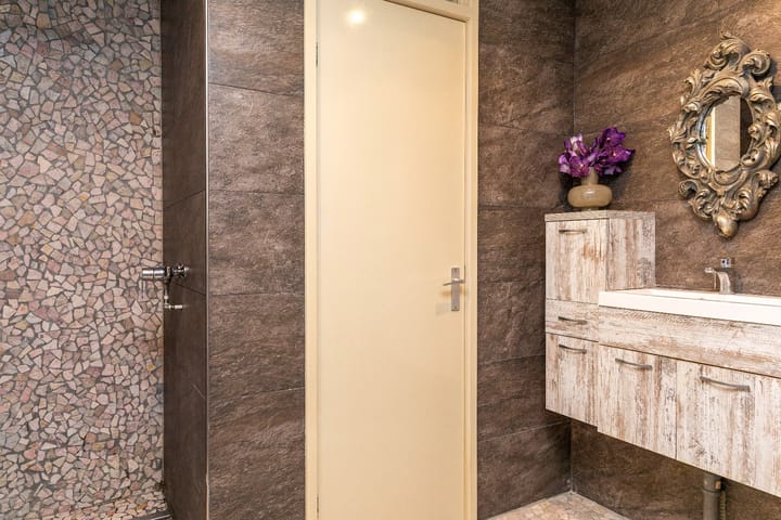 Photo 30 of Stationsweg 1-B