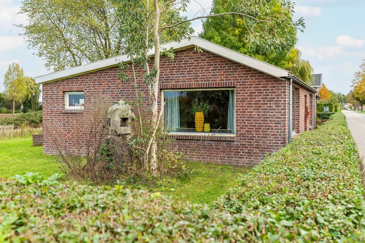 Photo 51 of Stationsweg 1-B