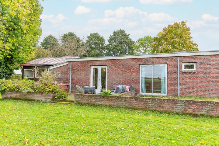 Photo 79 of Stationsweg 1-B