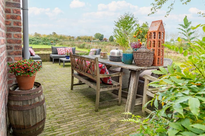 Photo 83 of Stationsweg 1-B