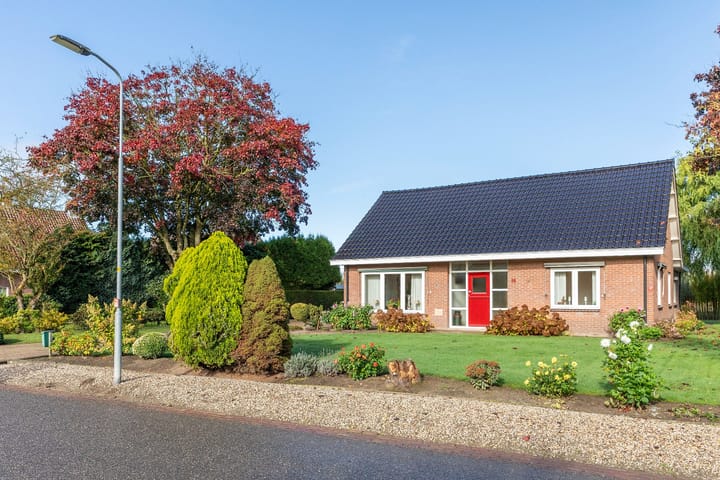 Photo 63 of Voorstraat 58