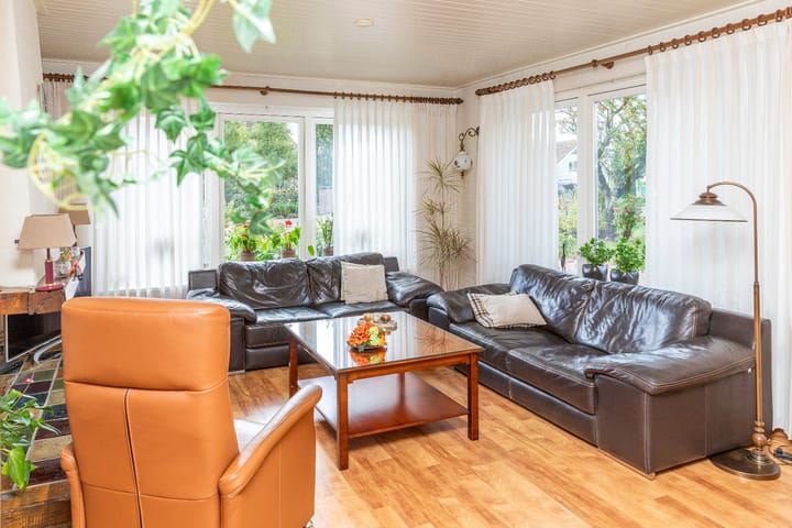 Photo 68 of Voorstraat 58