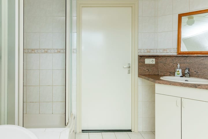 Photo 83 of Voorstraat 58