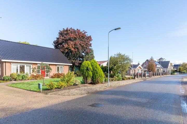 Photo 100 of Voorstraat 58