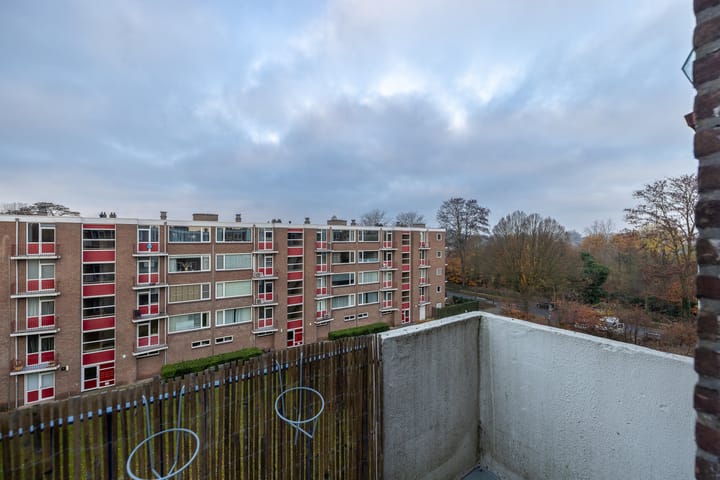 Photo 17 of van Hogendorplaan 50-I