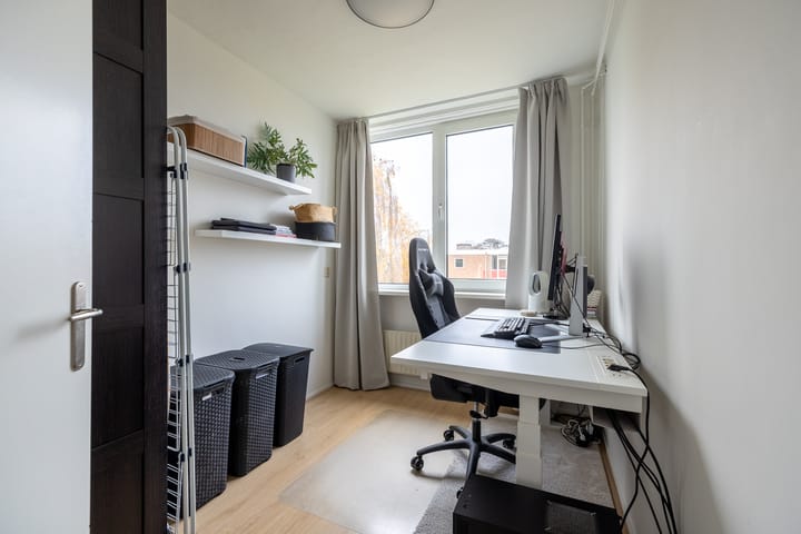 Photo 24 of van Hogendorplaan 50-I