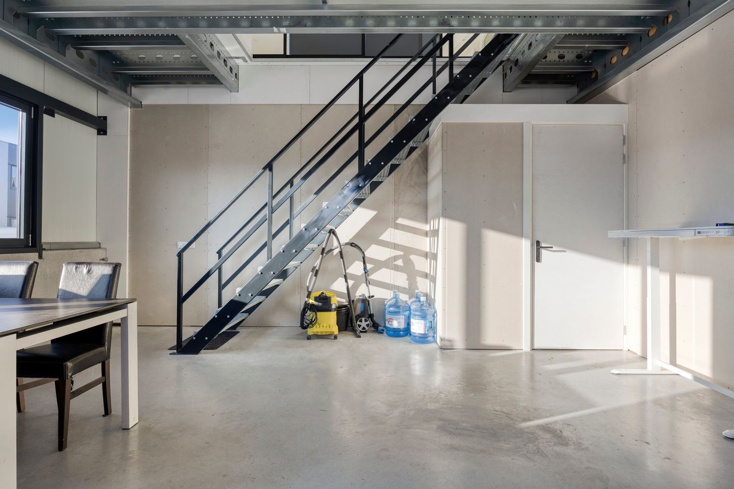 View photo 5 of Marconiweg 8-b