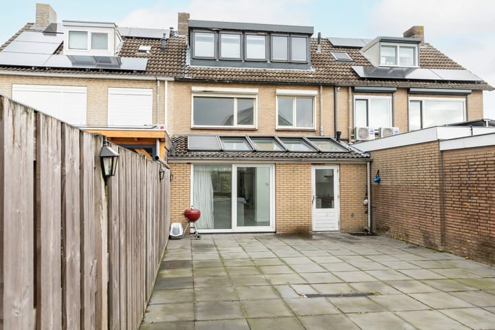 Photo 46 of Nicolaas Beetsstraat 3